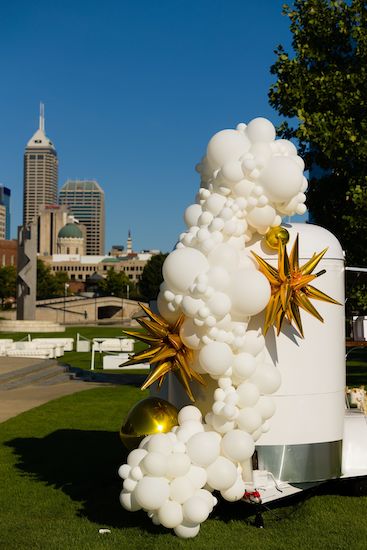 Balloon decor the the Diner en Blanc in Indianapolis