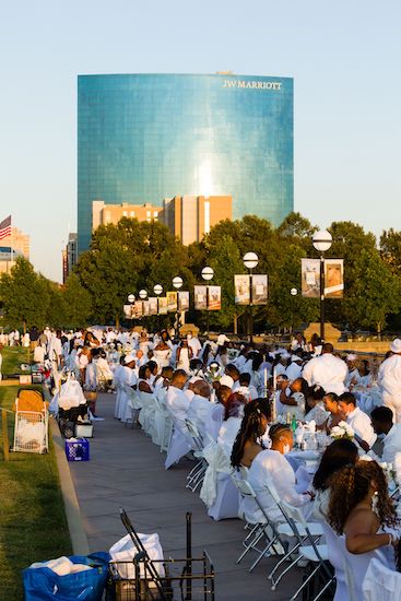 Guests dining at the 2021 Indianapolis Diner en Blanc