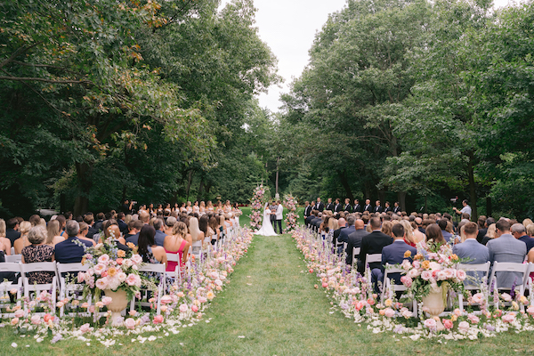 Outdoor wedding ceremony at Newfields in Indianapolis