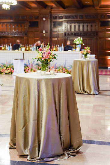 Cocktail hour in the lounge of the Scottish Rite Cathedral