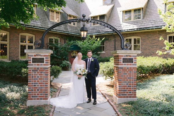 Bride and groom at their Wisconsin destination wedding.