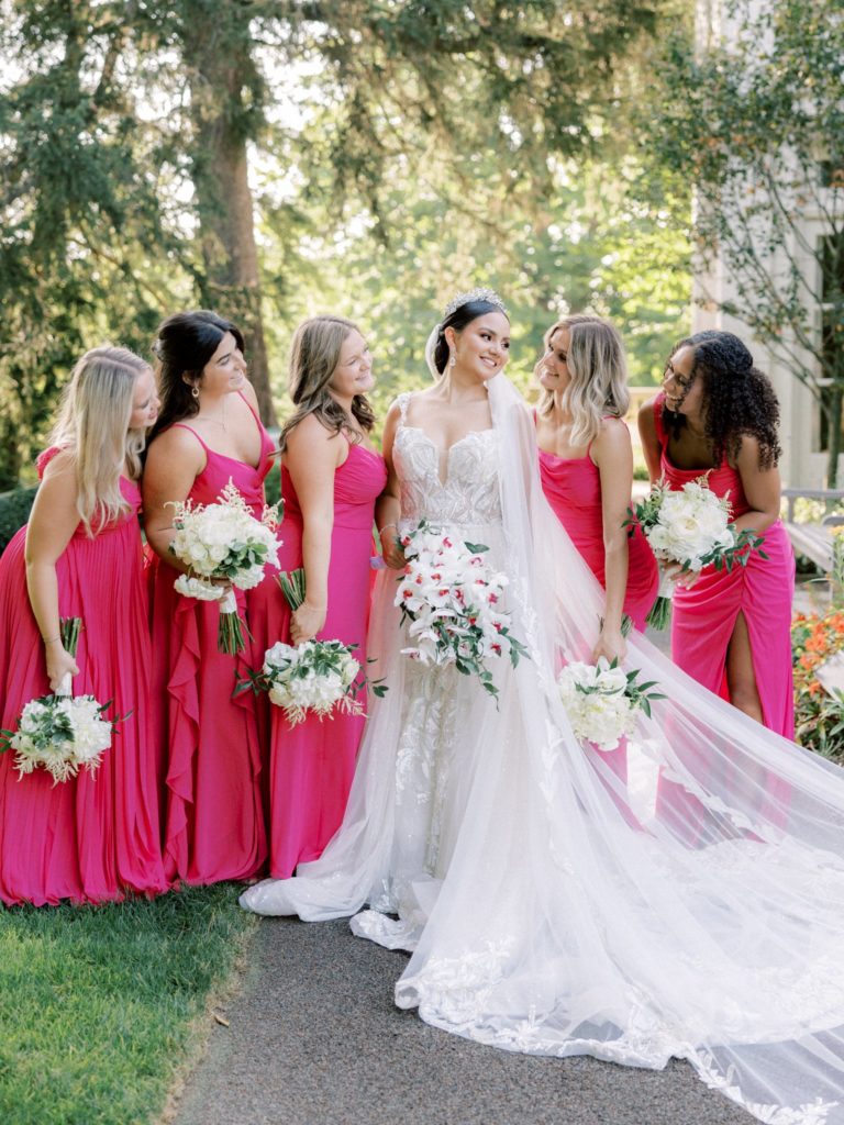 bride with her bridesmaids